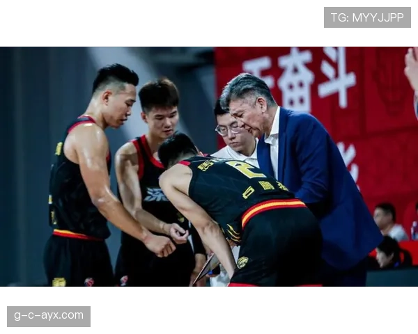 恩里克运筹帷幄显掌控力，球队状态回升再夺胜利