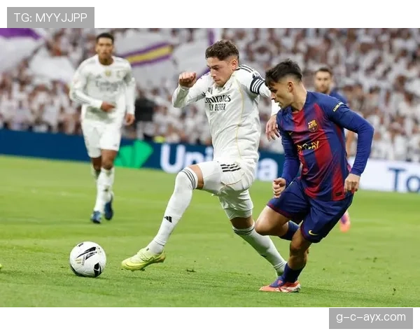 西甲双雄再掀抢人大战：巴萨皇马激烈争夺新星球员